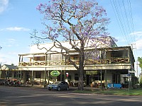 NSW - Grafton - Village Green Hotel (1880) (11 Nov 2010)